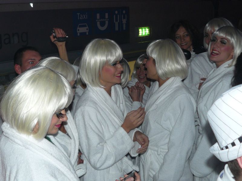SENSATION - Středa 31. 12. 2008